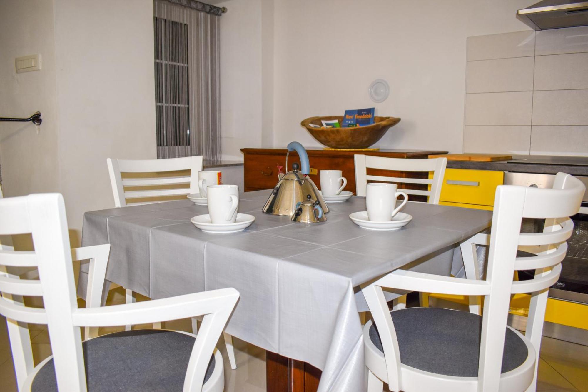 Apartmani Amra Novi Vinodolski Exterior foto