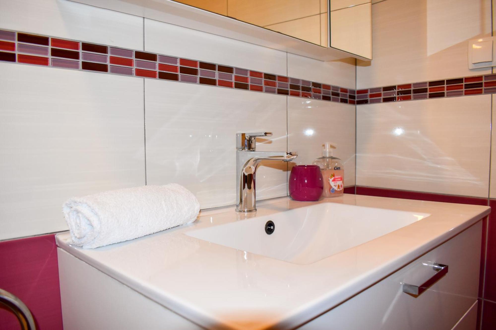 Apartmani Amra Novi Vinodolski Exterior foto