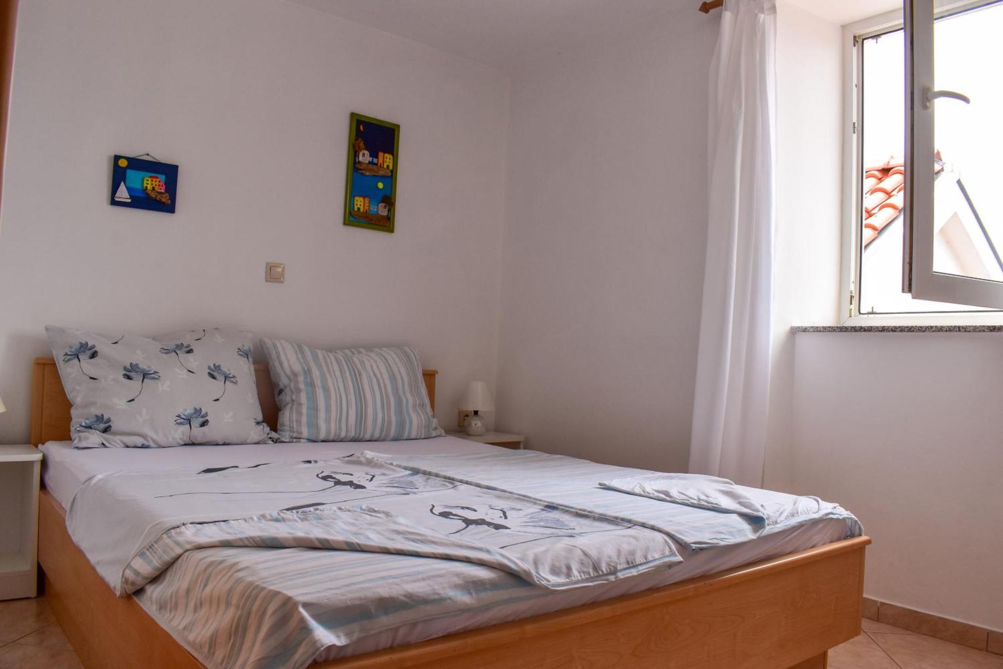 Apartmani Amra Novi Vinodolski Exterior foto