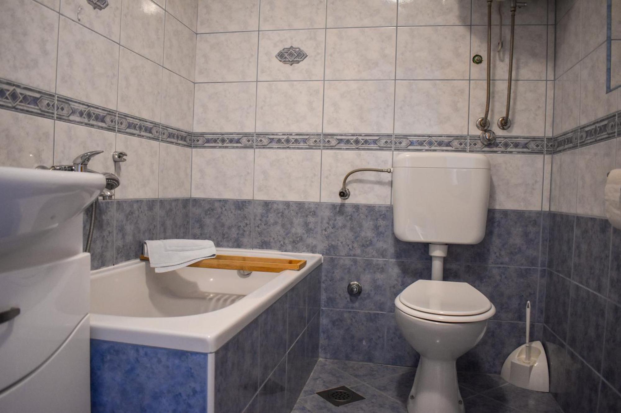Apartmani Amra Novi Vinodolski Exterior foto